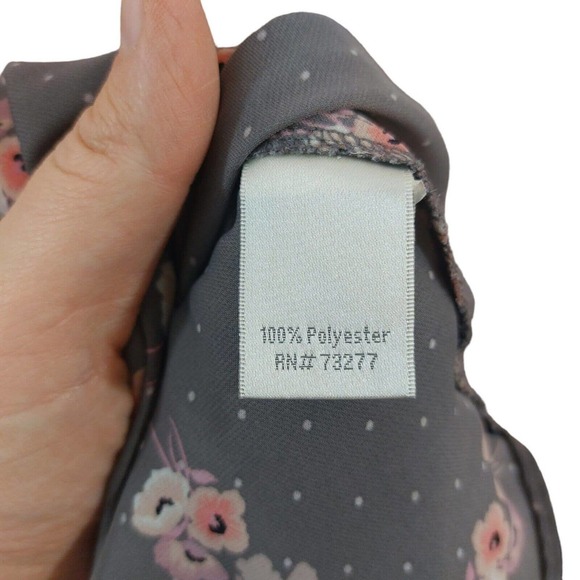 Lauren Conrad Gray and Pink Floral Cap Sleeve XL Blouse workwear tie back - Picture 6 of 6